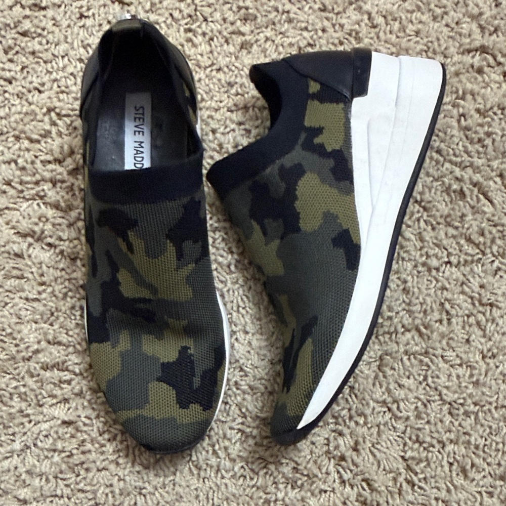 Steve Madden Mykala Wedge Sneaker Camo Knit Slip-Ons